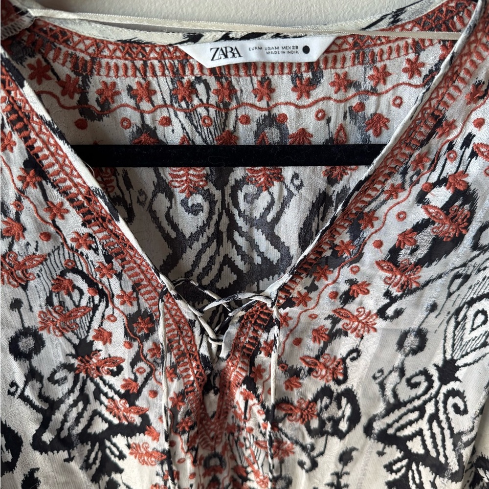 Zara Boho Coverup - Picture 2 of 2